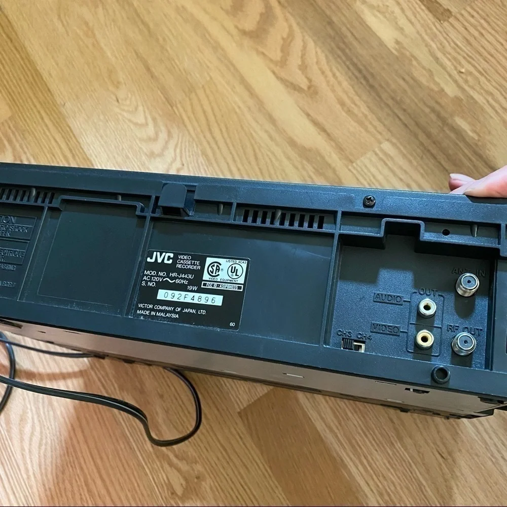 JVC HR-J443U Pro-cision 19u Head VCR Shuttle NO REMOTE Only Power Cord